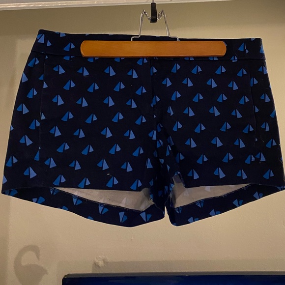 J Crew short cotton shorts. - Picture 2 of 4